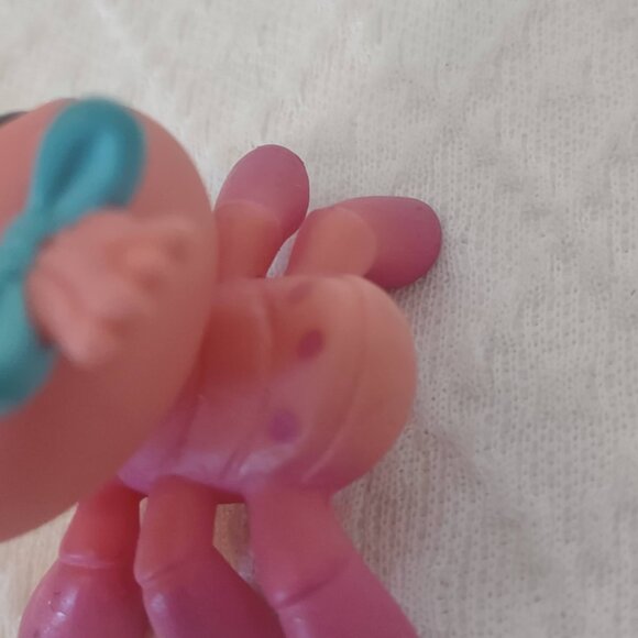Vintage Littlest Pet Shop #426 Pink Spider G2 Blue Bow - Picture 10 of 11